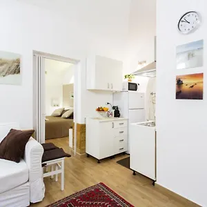 https://palermo-central-holiday.palermohotels.org