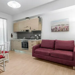 Apartment Wine Masseto, Florence