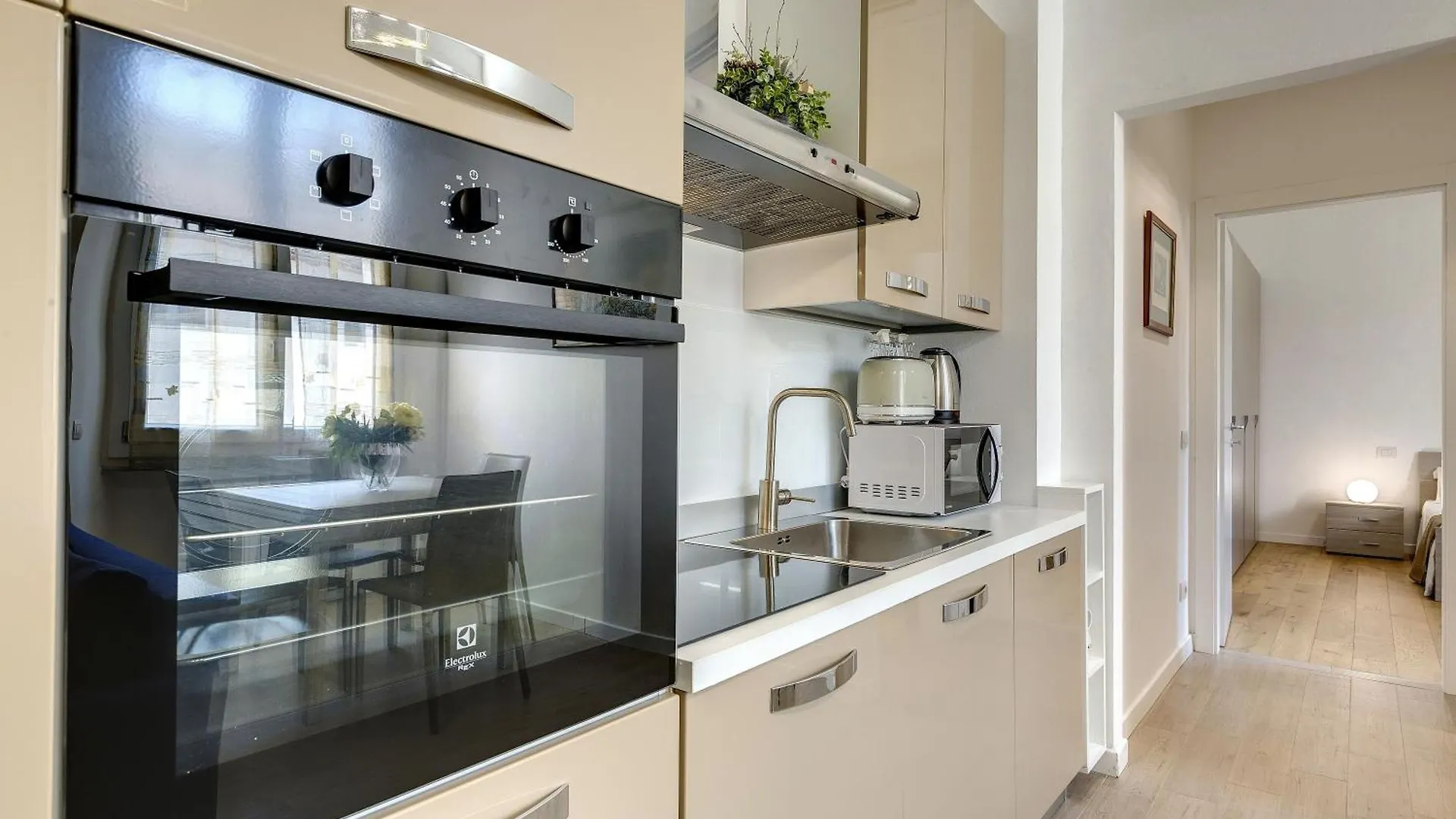 Cavour Apartments By Mamo Florence