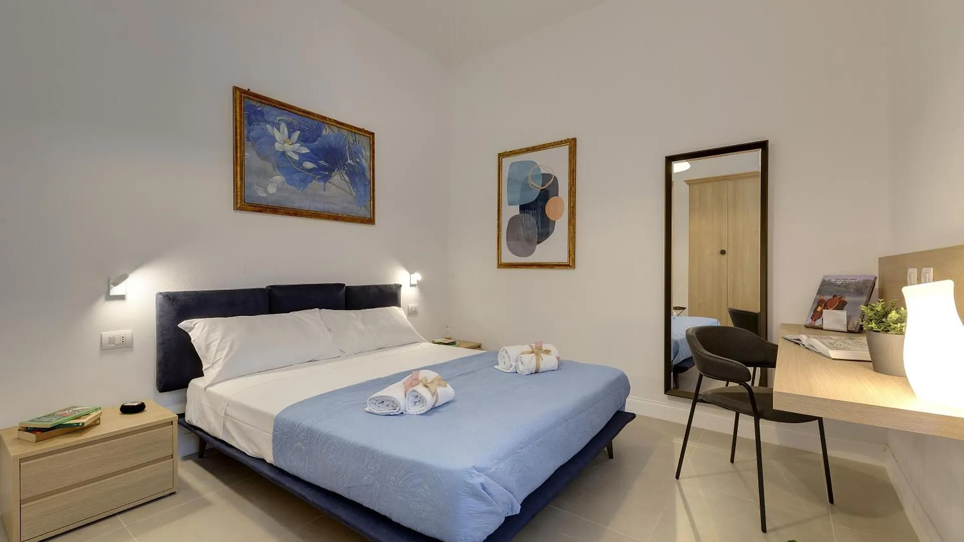 Cavour Apartments By Mamo Florence 0*,