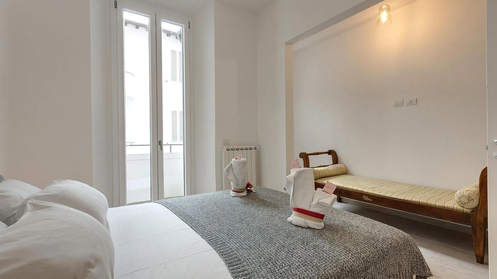 Cavour Apartments By Mamo Florence Italy